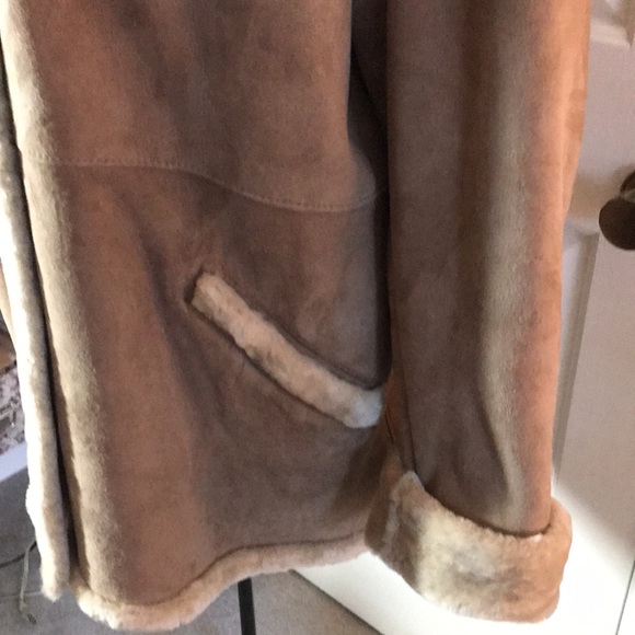 BLUE DUCK tan shearling jacket - Picture 3 of 8